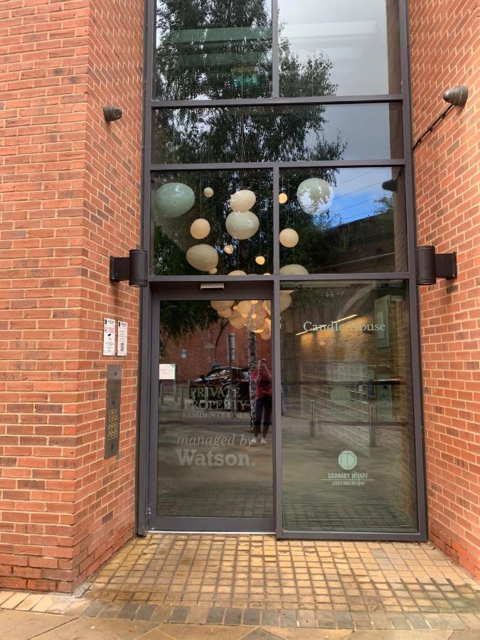 2 Bed Apartment In Granary Wharf Leeds Leeds  Kültér fotó
